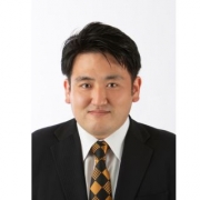 タチバナ商事株式会社　代表